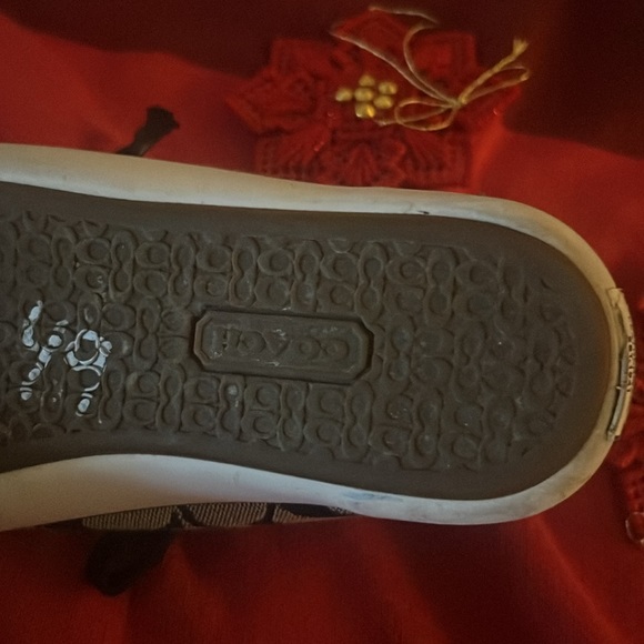 COACH Barrett Sneakers; size6 - Picture 7 of 7